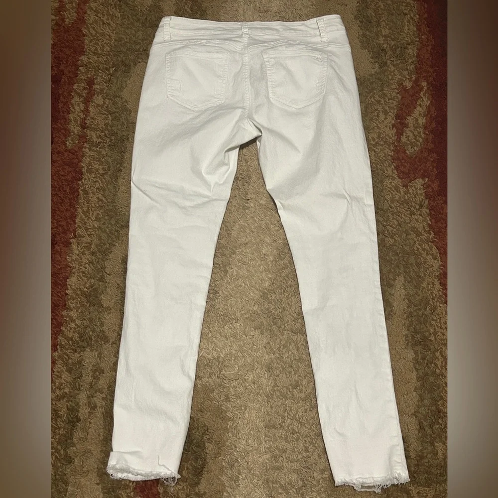 VIP JEANS - Picture 2 of 7